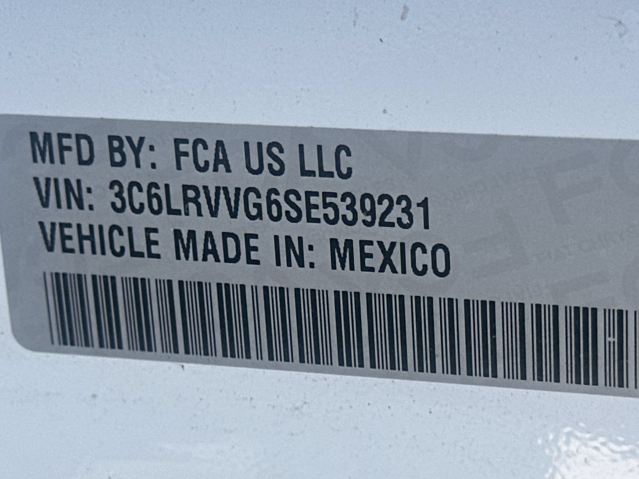 Used 2025 RAM ProMaster 2500 w/ Safety Group FWD image 25