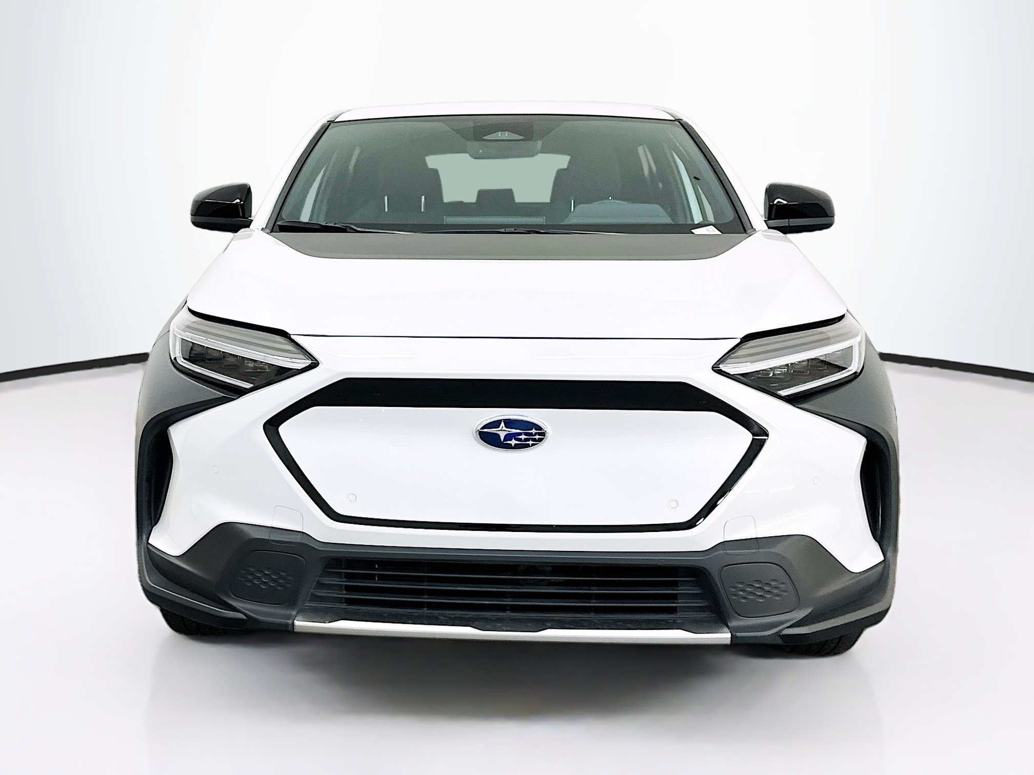 Used 2023 Subaru Solterra AWD image 2