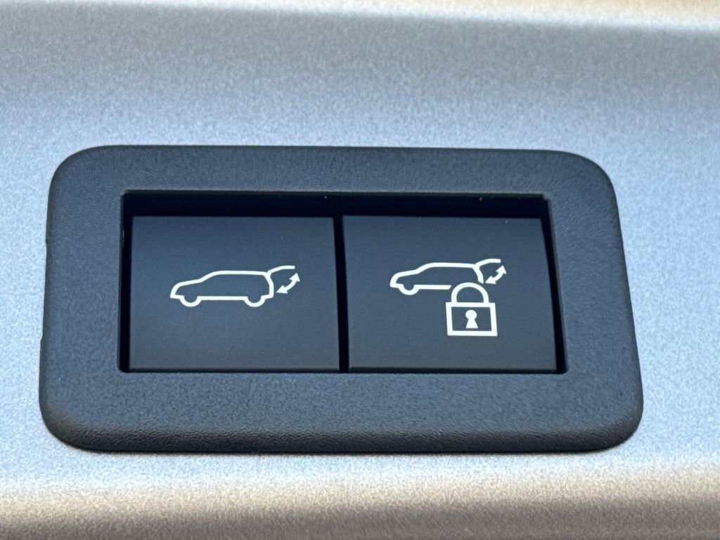 New 2026 Toyota RAV4 XSE image 19