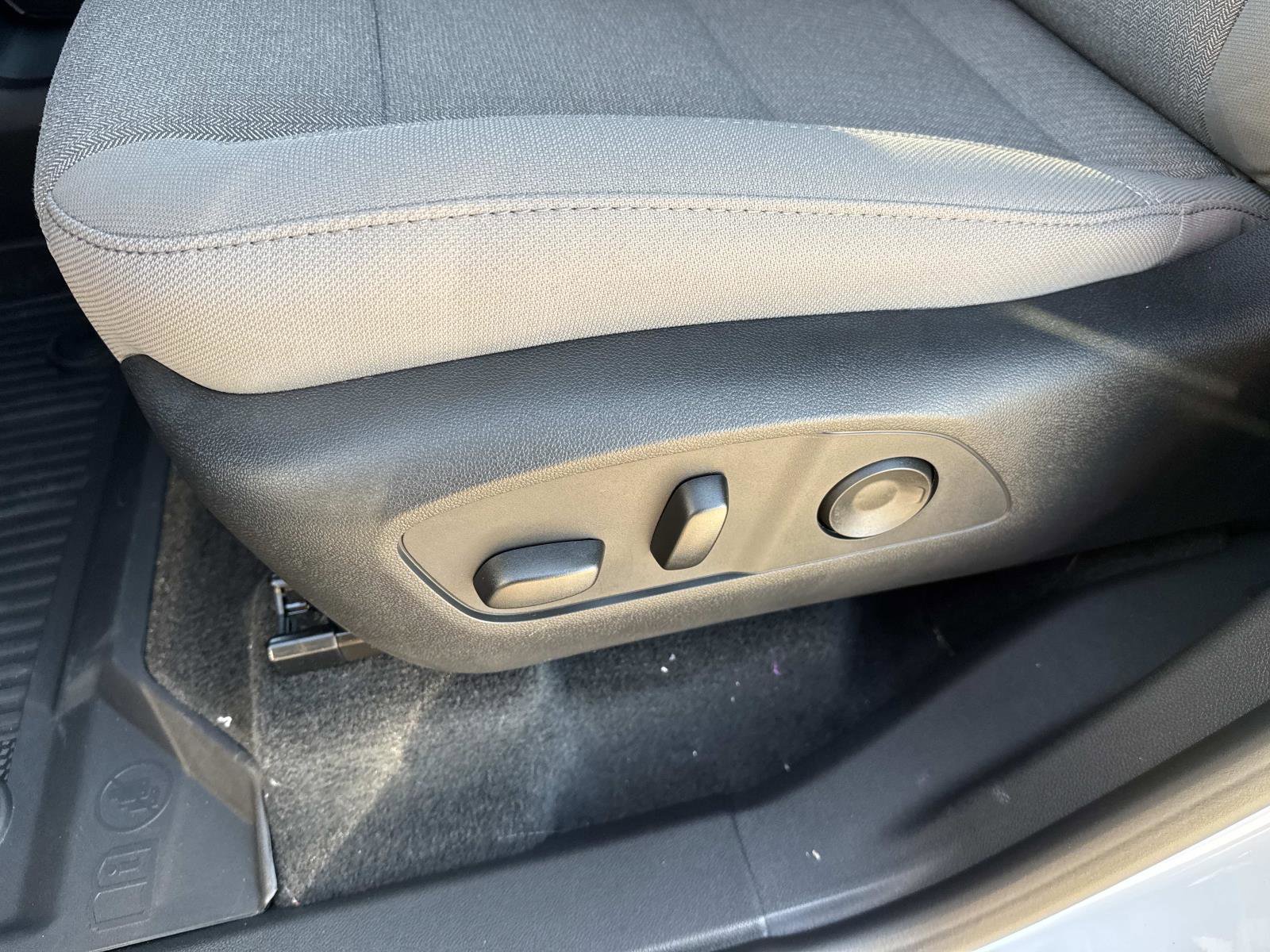 New 2026 GMC Acadia Elevation w/ LPO, Floor Liner Package image 23