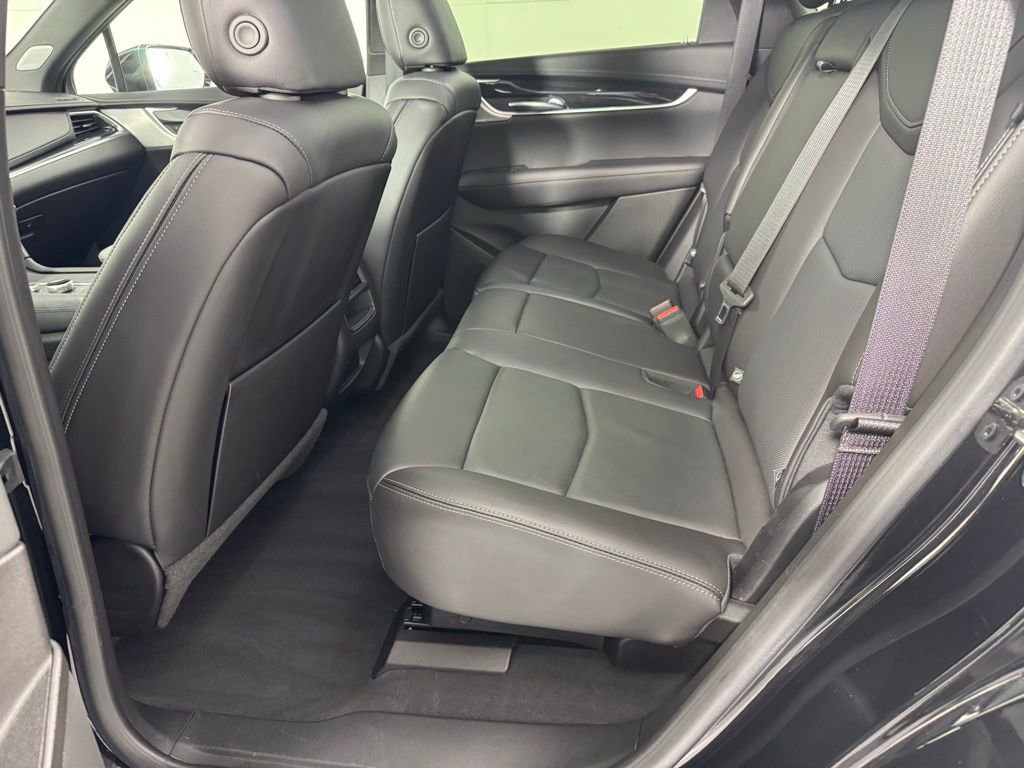 Used 2023 Cadillac XT5 Premium Luxury image 31