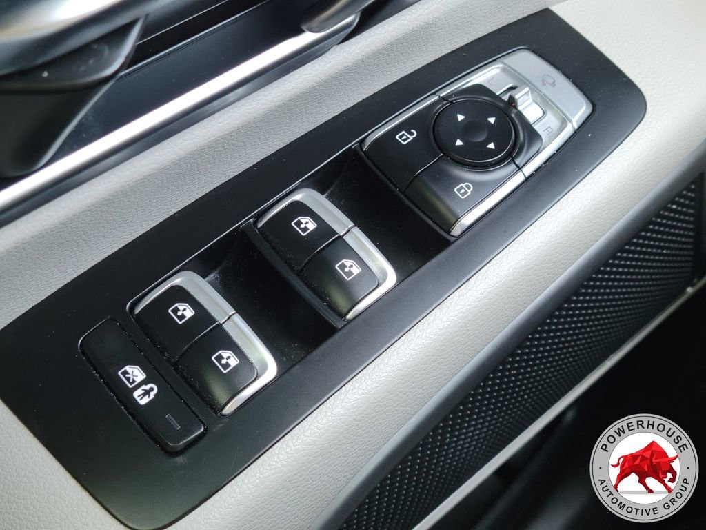 Used 2024 Kia Telluride EX w/ EX Captain's Chair Package FWD image 30