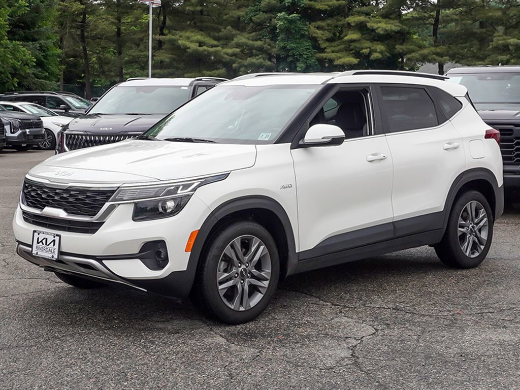 Used 2023 Kia Seltos S AWD/4WD image 9