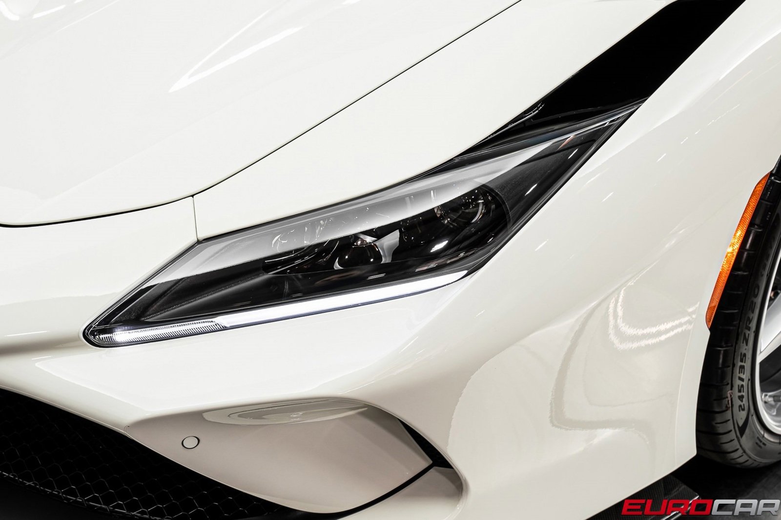 Used 2021 Ferrari F8 Tributo image 13