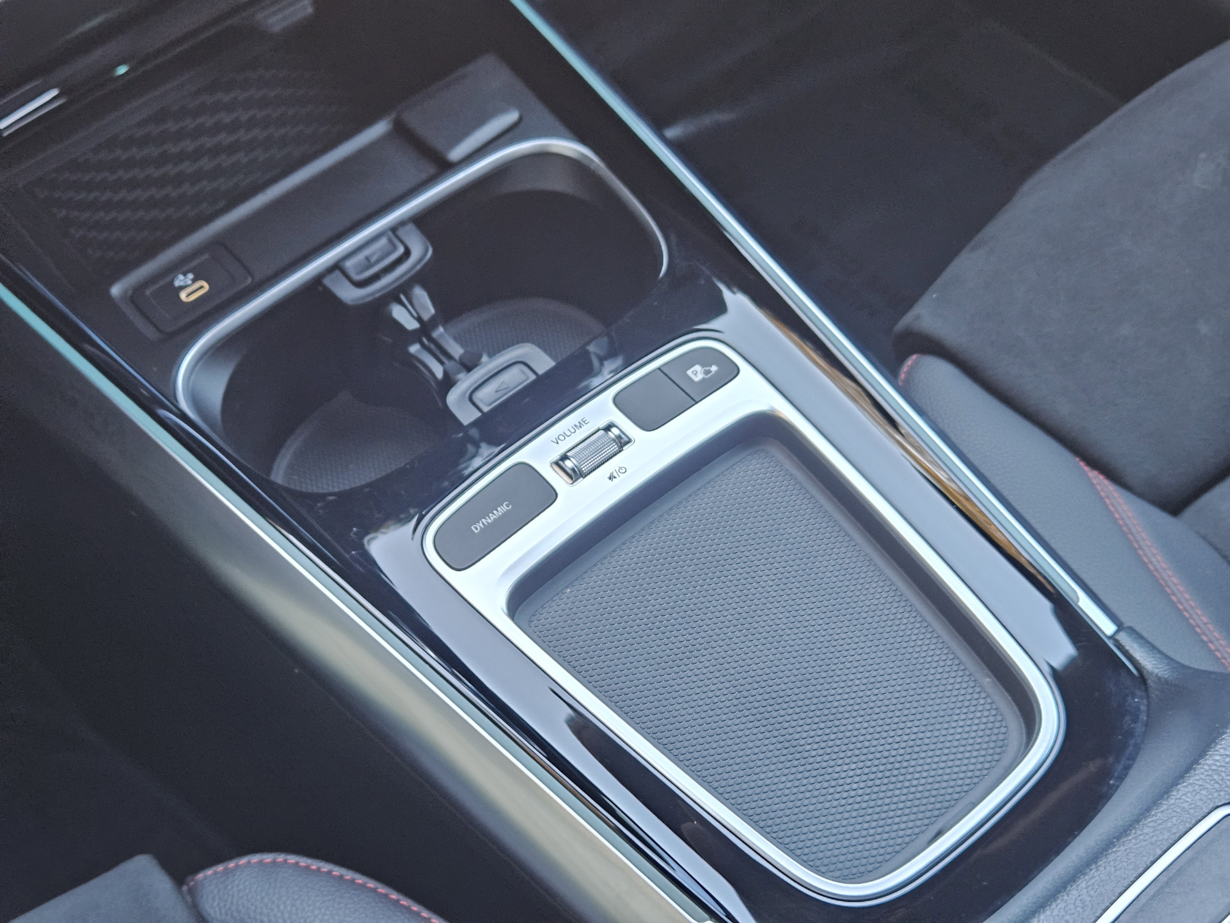 Certified 2025 Mercedes-Benz GLA 250 image 19