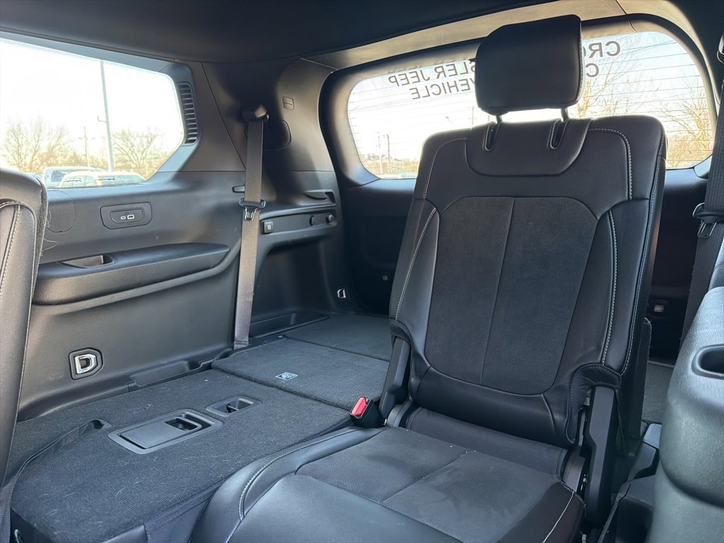 Used 2025 Jeep Grand Cherokee L Altitude image 22