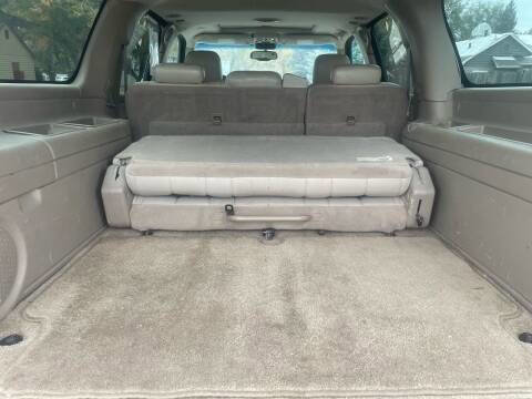 Used 2003 Chevrolet Suburban LT w/ LT Preferred Equipment Group image 16