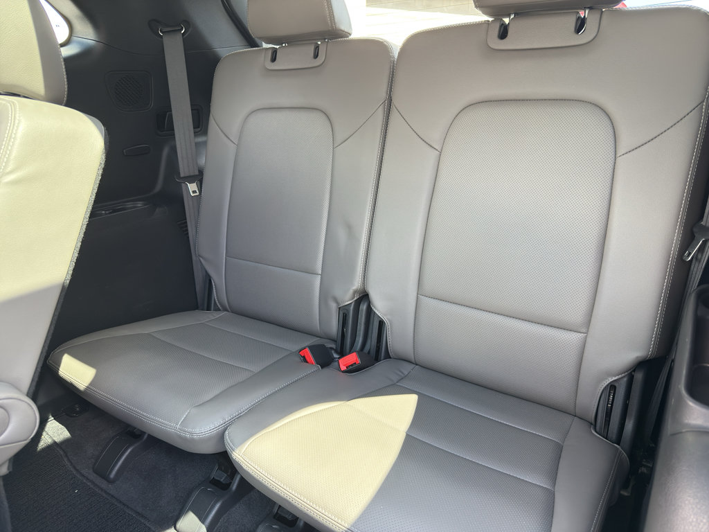 Used 2019 Hyundai Santa Fe XL AWD/4WD image 27