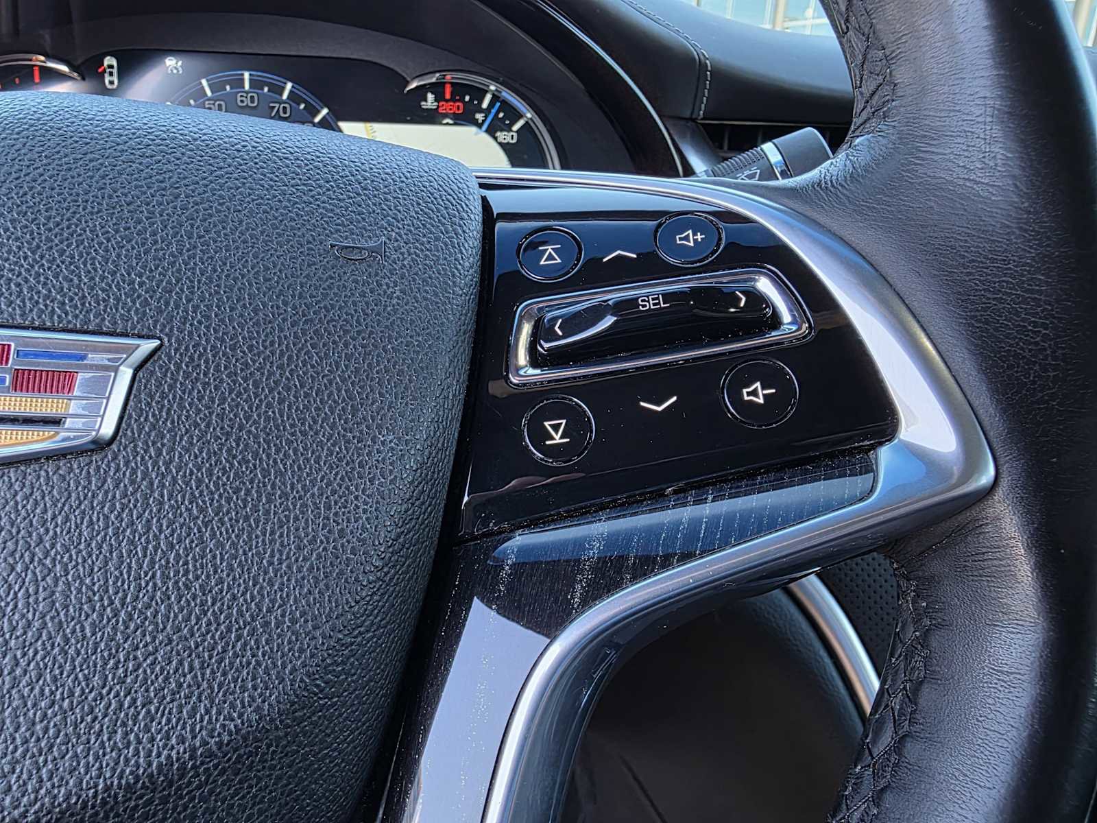 Used 2018 Cadillac XTS Platinum image 28