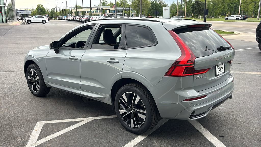 New 2026 Volvo XC60 B5 Core AWD/4WD image 4