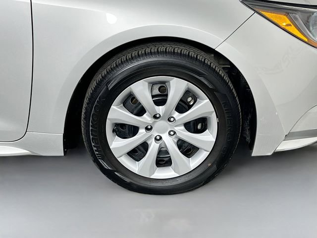 Used 2024 Toyota Corolla LE FWD image 35