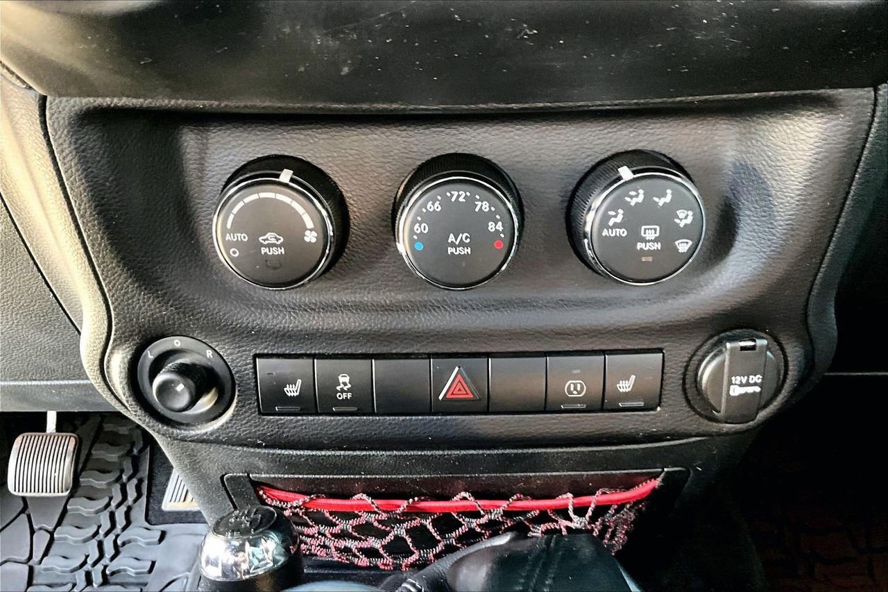 Certified 2017 Jeep Wrangler Rubicon image 14