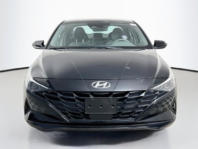 Used 2021 Hyundai Elantra SEL w/ Convenience Package FWD image 2