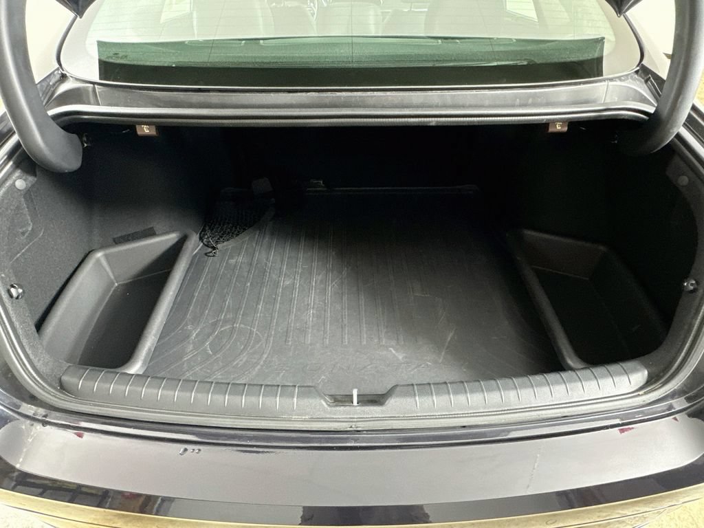 Used 2023 Hyundai Sonata Limited w/ Cargo Package FWD image 26