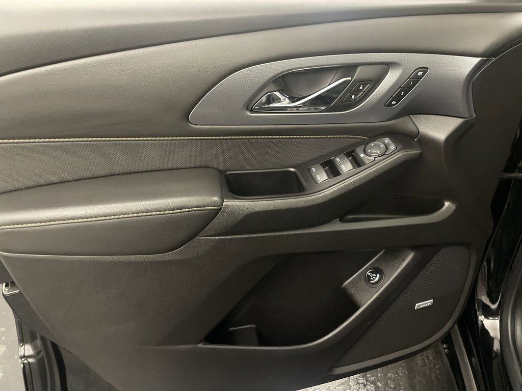 Used 2019 Chevrolet Traverse Premier image 17