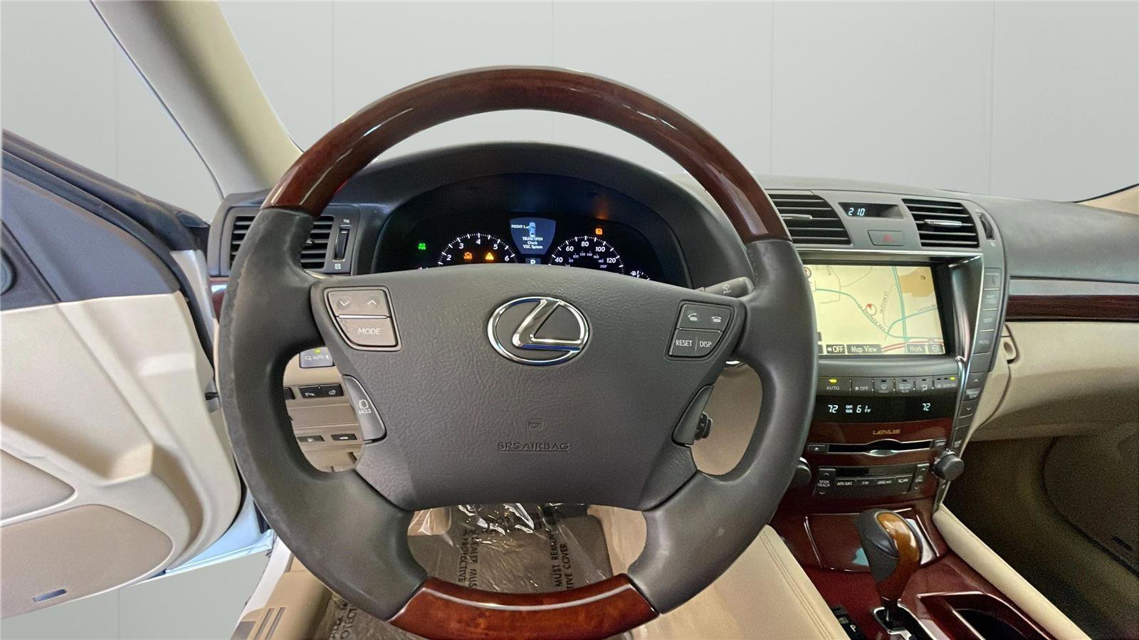 Used 2007 Lexus LS 460 RWD image 17