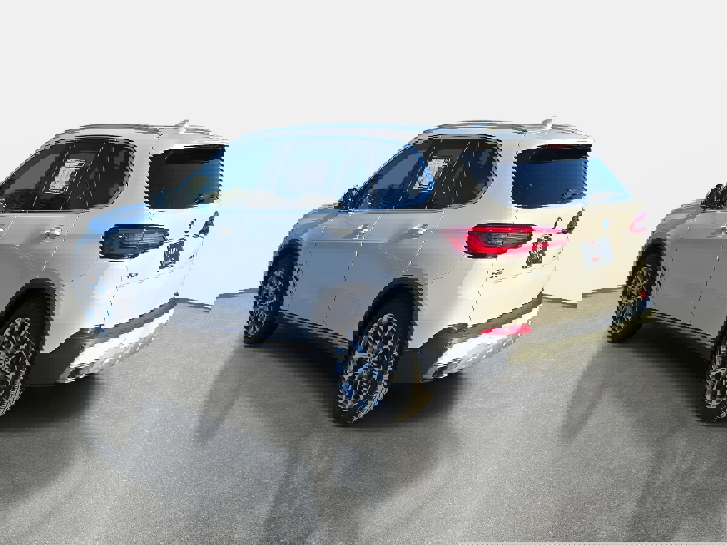 Used 2020 BMW X5 xDrive40i w/ Premium Package image 7