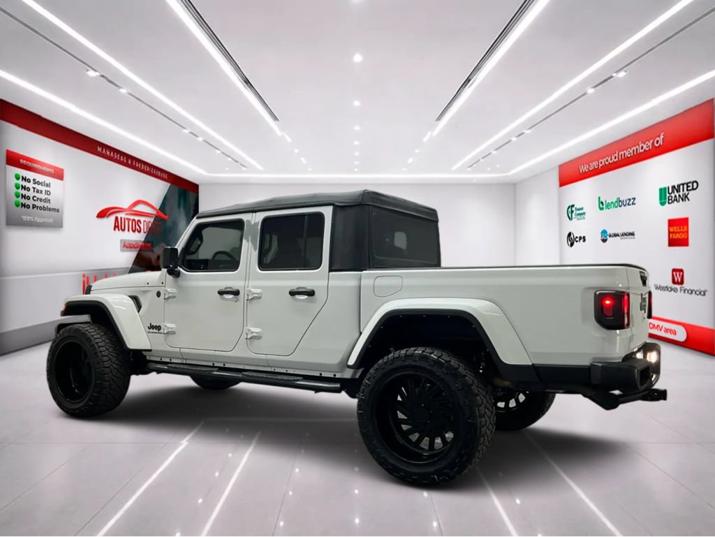 Used 2022 Jeep Gladiator Sport AWD/4WD image 5