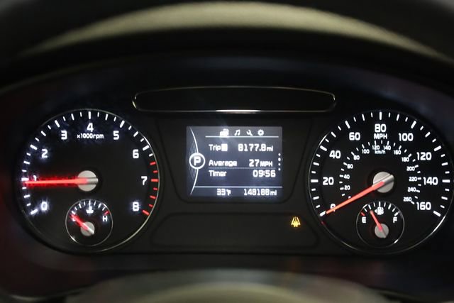Used 2017 Kia Sorento LX w/ LX Convenience Package image 16