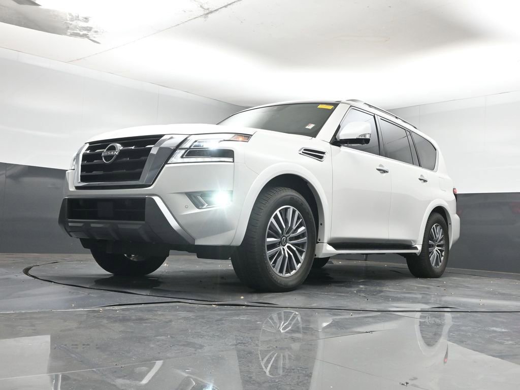 Used 2023 Nissan Armada SL w/ Captain's Chairs Package image 9