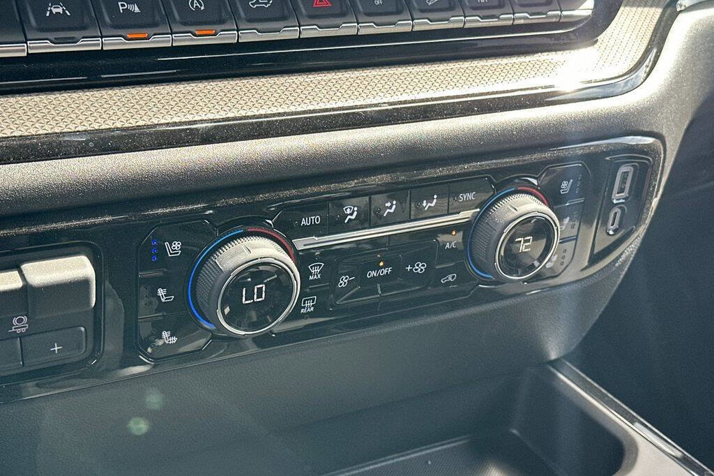 New 2026 Chevrolet Silverado 1500 ZR2 image 20