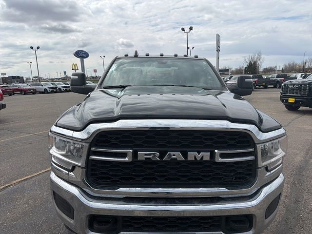 Used 2024 RAM 3500 Tradesman w/ Chrome Appearance Group AWD/4WD image 2