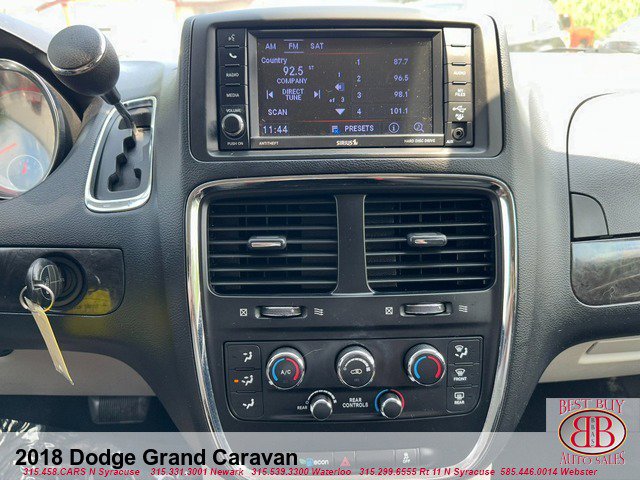 Used 2018 Dodge Grand Caravan SE w/ UConnect Hands-Free Group image 19