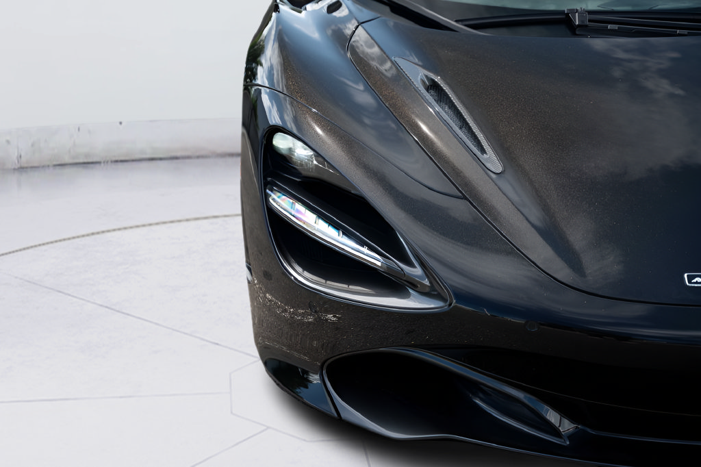 Used 2019 McLaren 720S RWD image 9