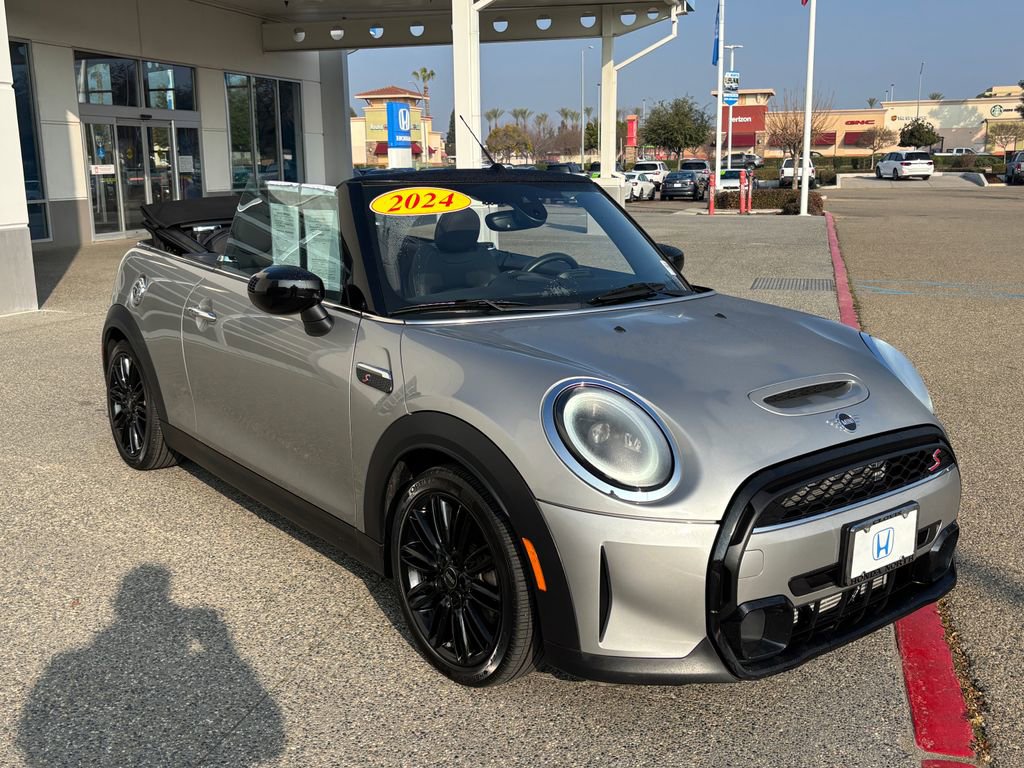 Used 2024 MINI Cooper S image 10