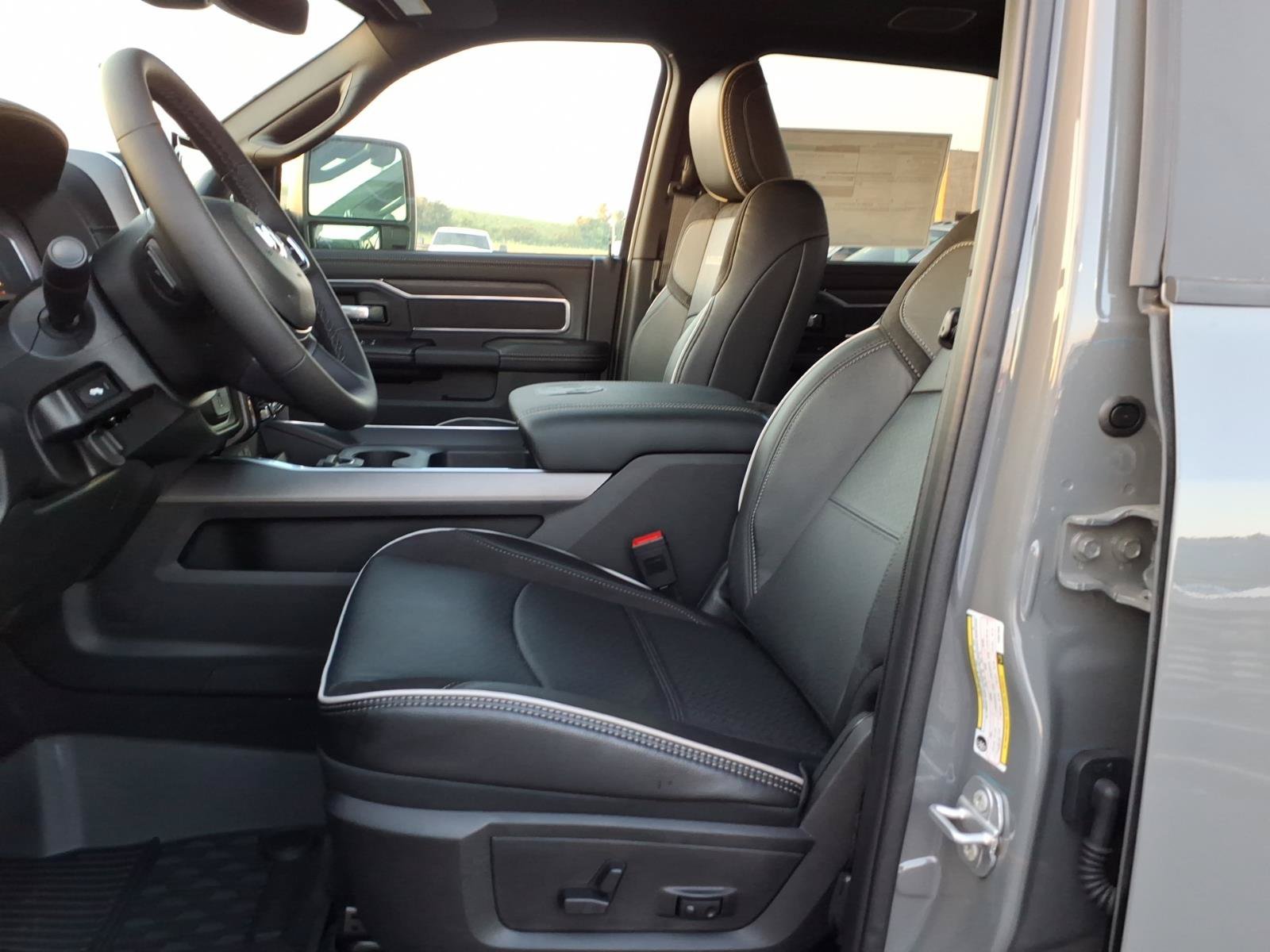 New 2026 RAM 2500 Laramie w/ Night Edition AWD/4WD image 14