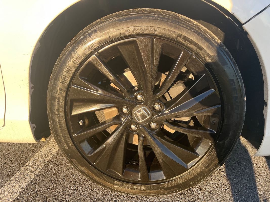 Used 2016 Honda Accord EX image 27