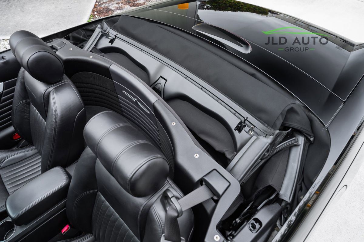 Used 2004 Ford Thunderbird Premium image 39