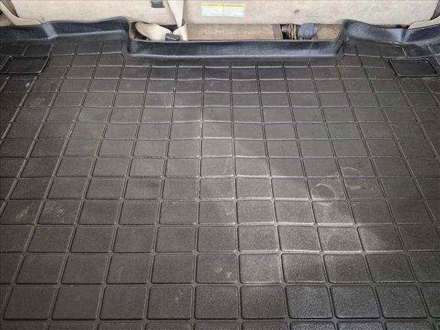 Used 2005 Ford Excursion Limited AWD/4WD image 6