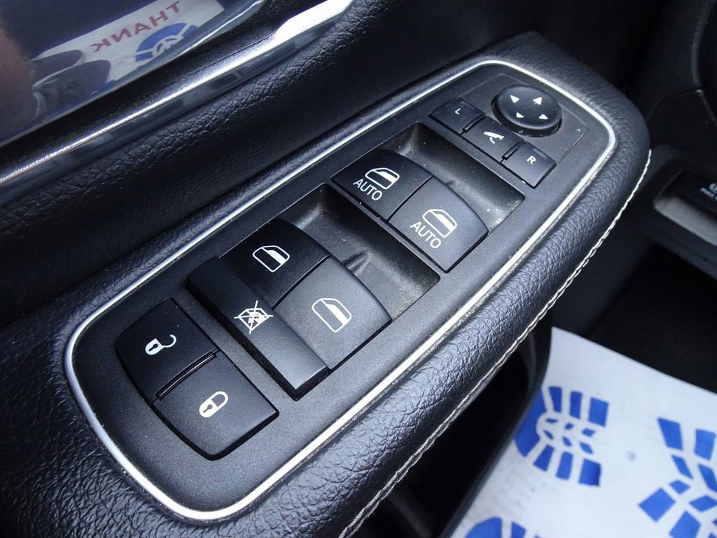 Used 2022 RAM 1500 Laramie w/ Sport Appearance Package image 22