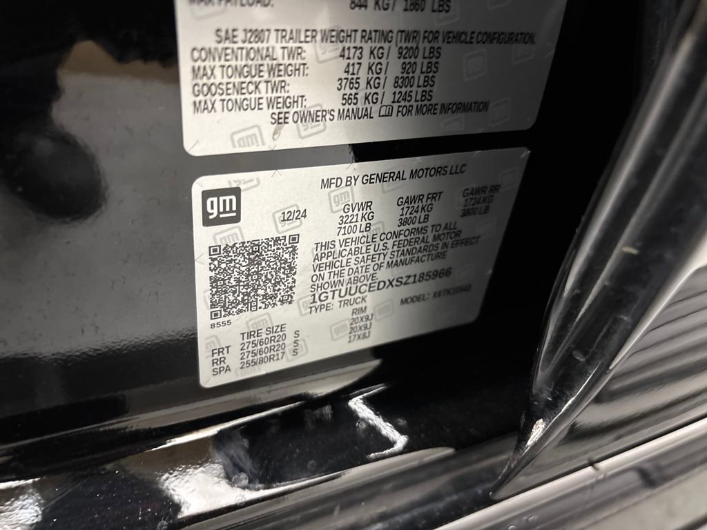 Used 2025 GMC Sierra 1500 Elevation image 30