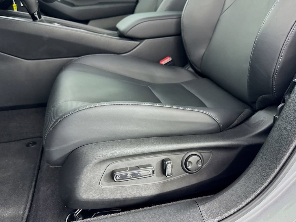 Certified 2025 Honda Accord EX-L image 31
