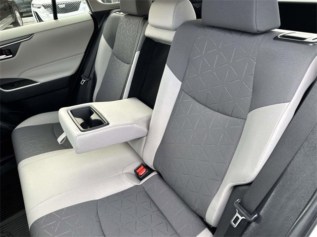 Used 2024 Toyota RAV4 XLE image 27