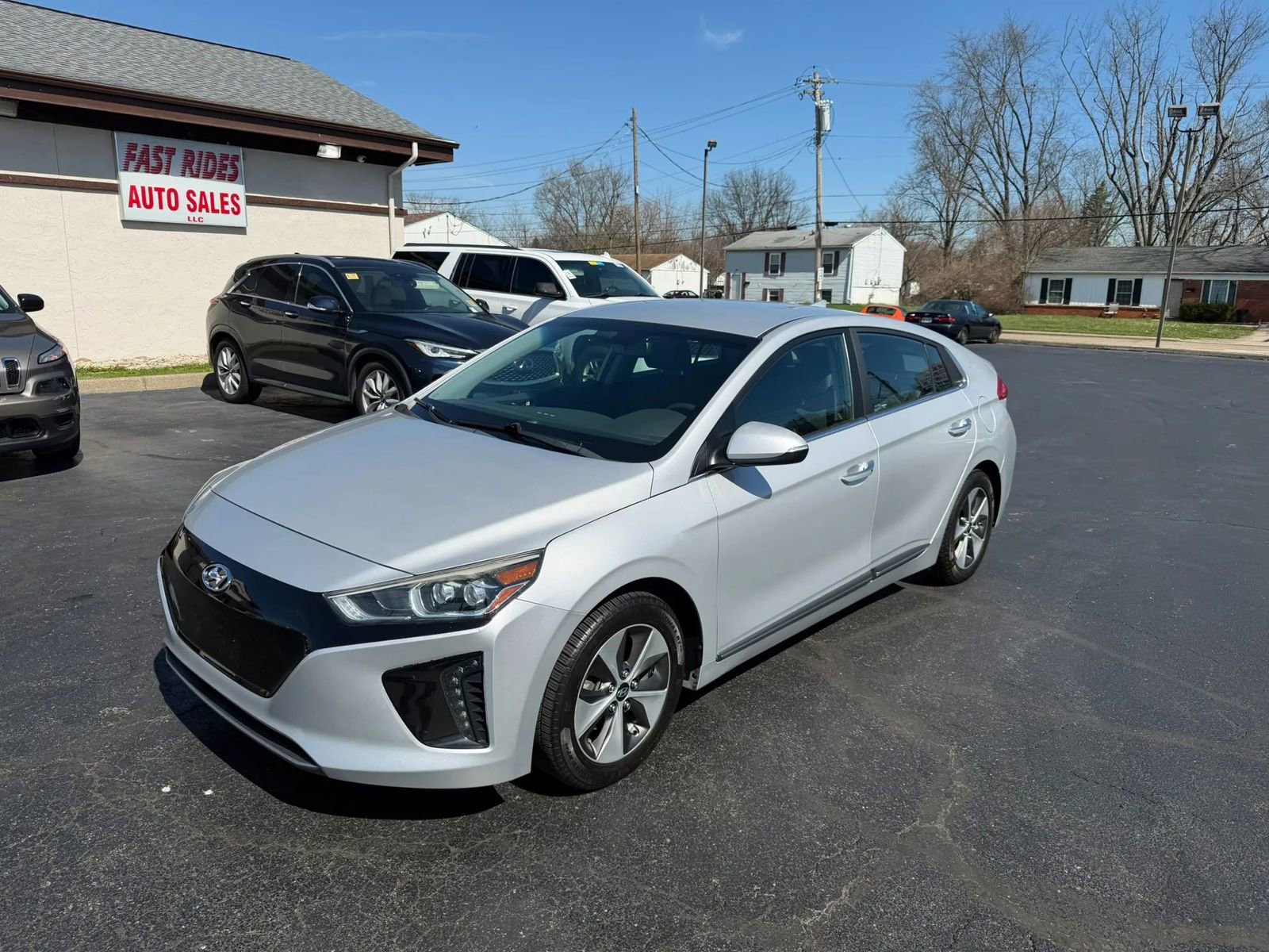 Used 2017 Hyundai Ioniq Limited image 2