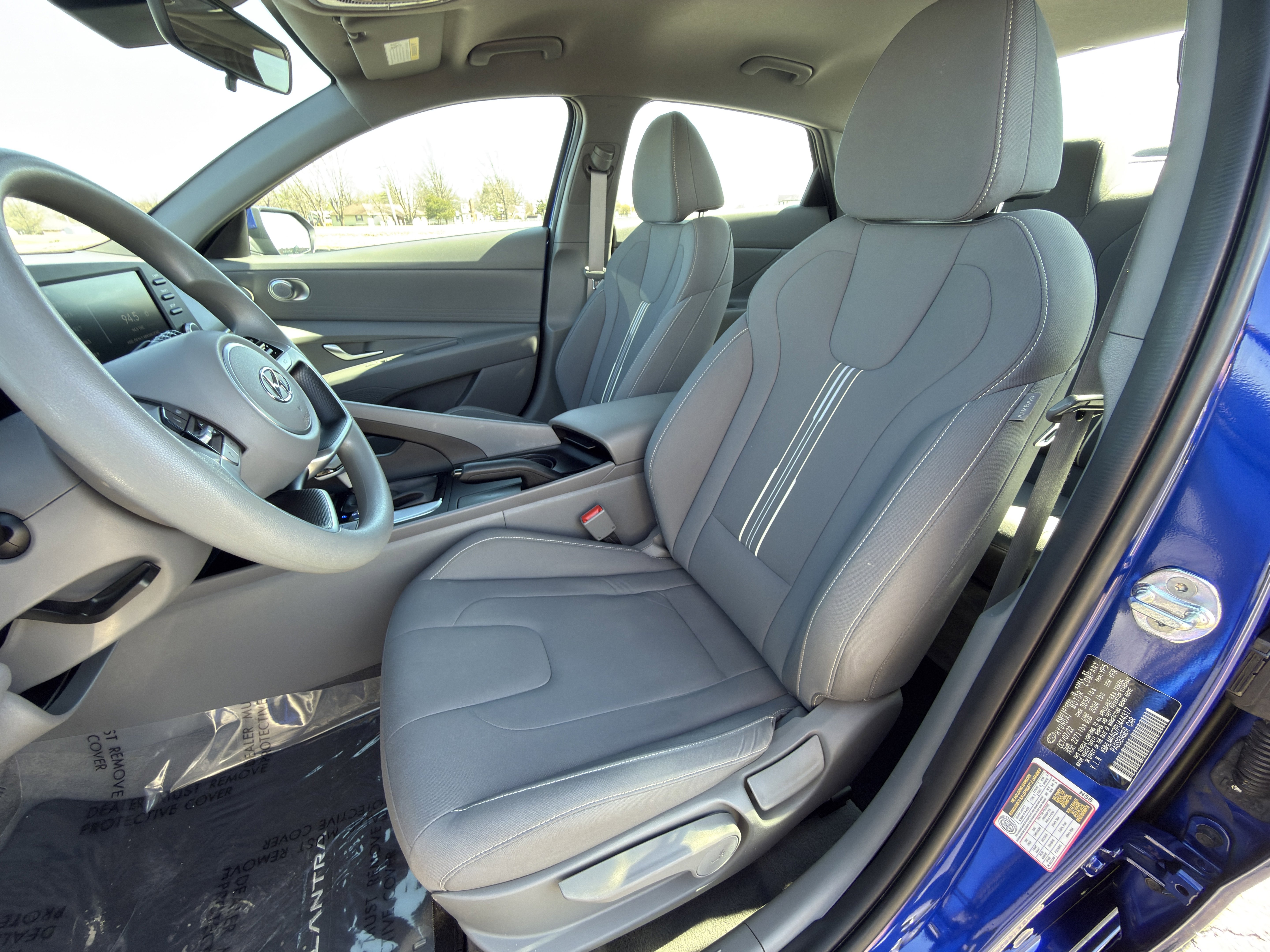 Used 2023 Hyundai Elantra SEL FWD image 11