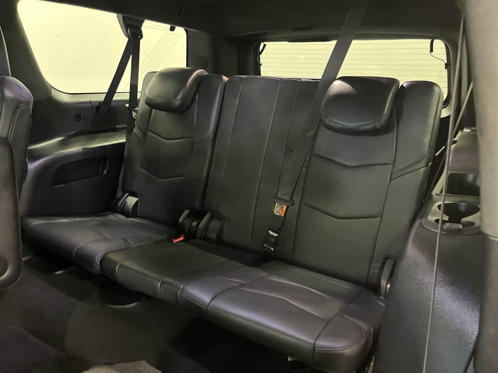 Certified 2020 Cadillac Escalade ESV Platinum AWD/4WD image 40