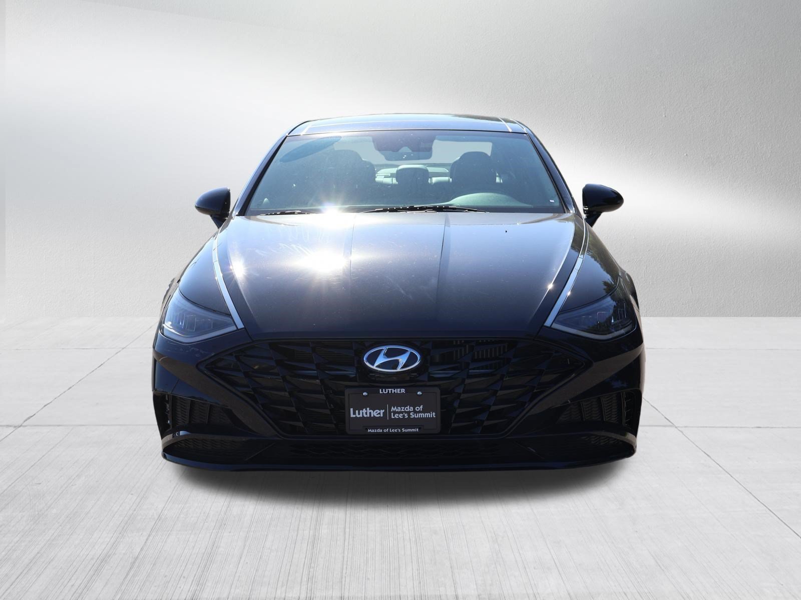 Used 2023 Hyundai Sonata SEL Plus FWD image 2