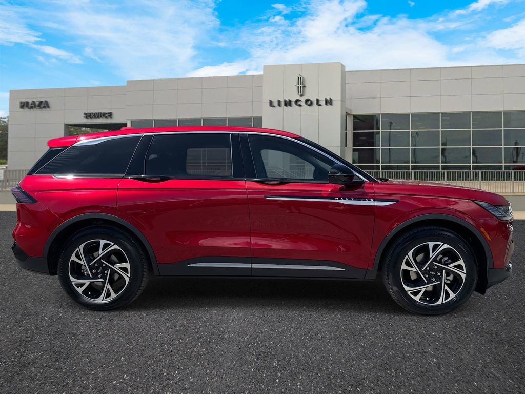 New 2026 Lincoln Nautilus Premier w/ Equipment Group 102A image 2