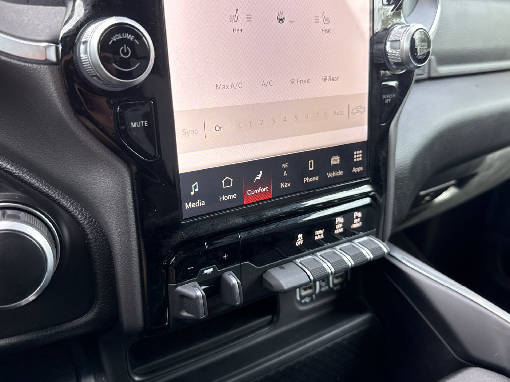 Used 2024 RAM 1500 Lone Star RWD image 24