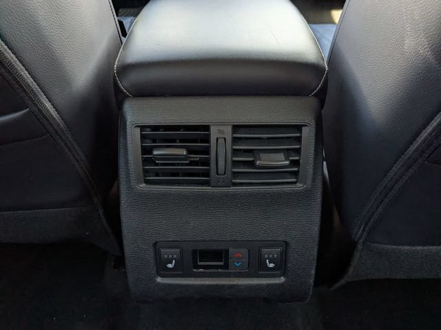 Used 2023 Mitsubishi Outlander SEL AWD/4WD image 27