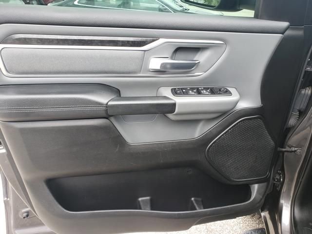 Used 2019 RAM 1500 Big Horn AWD/4WD image 11