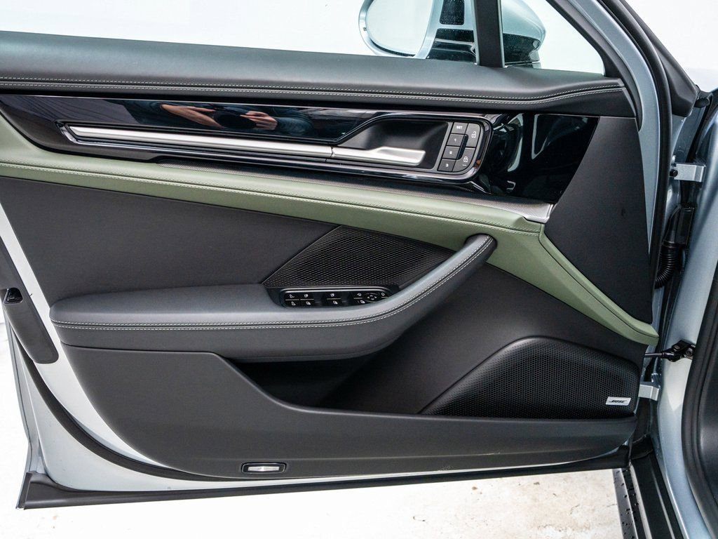 New 2026 Porsche Panamera 4 image 21