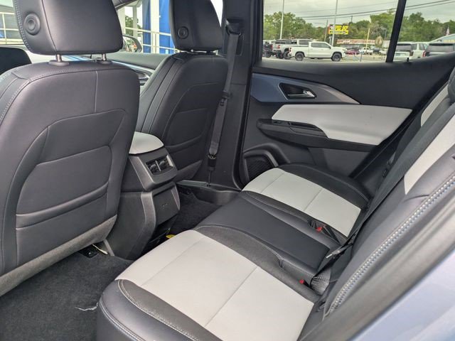 Certified 2025 Chevrolet Equinox EV LT FWD image 15