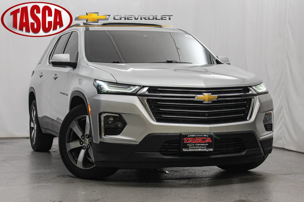 Used 2022 Chevrolet Traverse LT w/ LT Premium Package