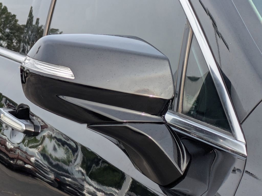 Used 2021 Cadillac XT4 Premium Luxury w/ Driver Awareness Package FWD image 15