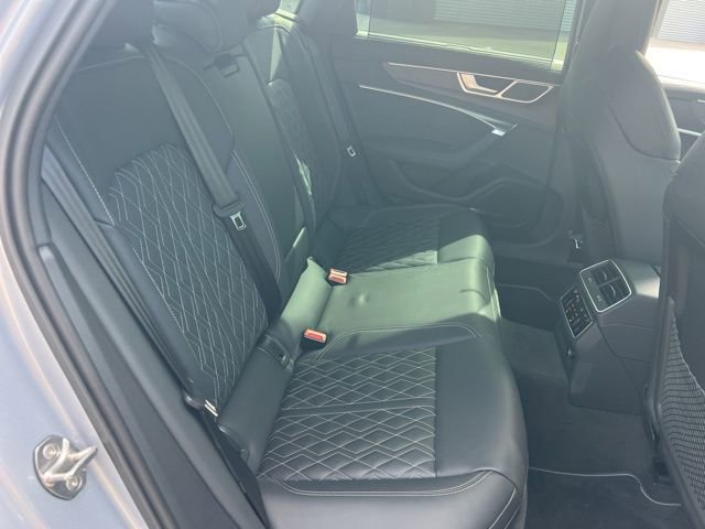 Used 2025 Audi S6 Prestige image 43